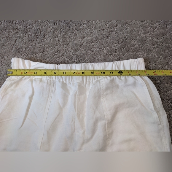 Banana Republic linen blend white pants - Picture 6 of 6